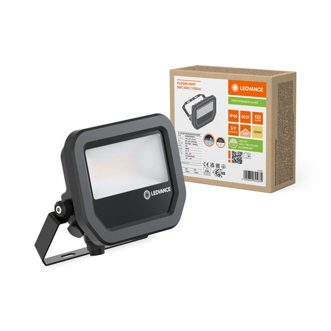 Reflektor Ledvance LED 8W 3000K 1100lm IP66 IK07 crn